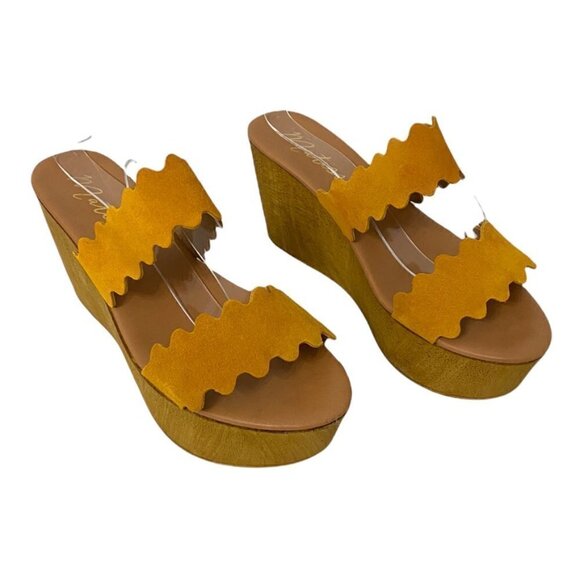Matisse Charlie Scalloped Yellow Suede Chunky Platform Wedge Sandals, Size 10 - Picture 2 of 14